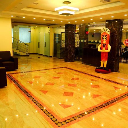 Hotel Sera Grand Chennai Zewnętrze zdjęcie