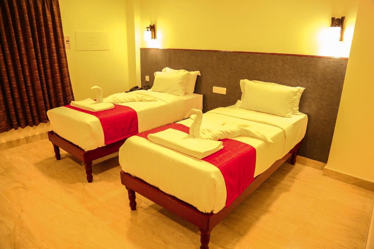 Hotel Sera Grand Chennai Zewnętrze zdjęcie