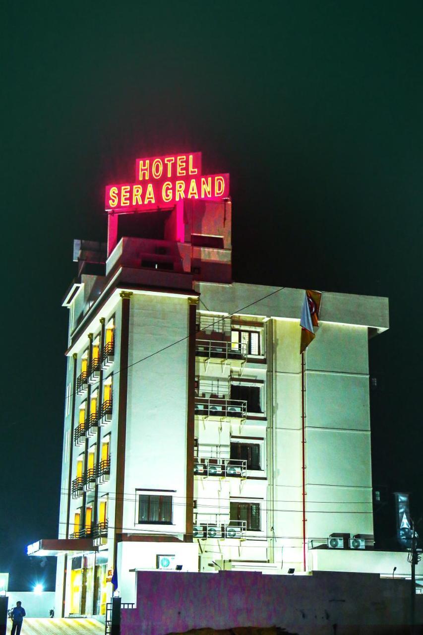 Hotel Sera Grand Chennai Zewnętrze zdjęcie